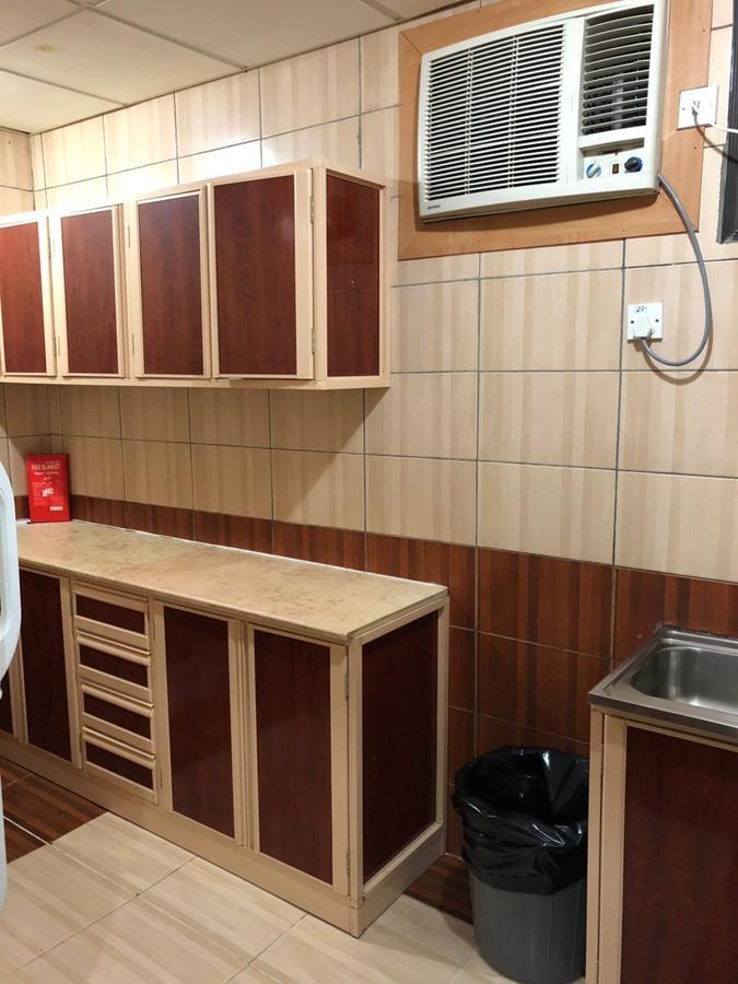 Al Meknan Furnished Units Aparthotel Медина Екстериор снимка